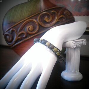 SIMPLY BLING Black Leather Bracelet with Shades of Green  Beads Size 7"